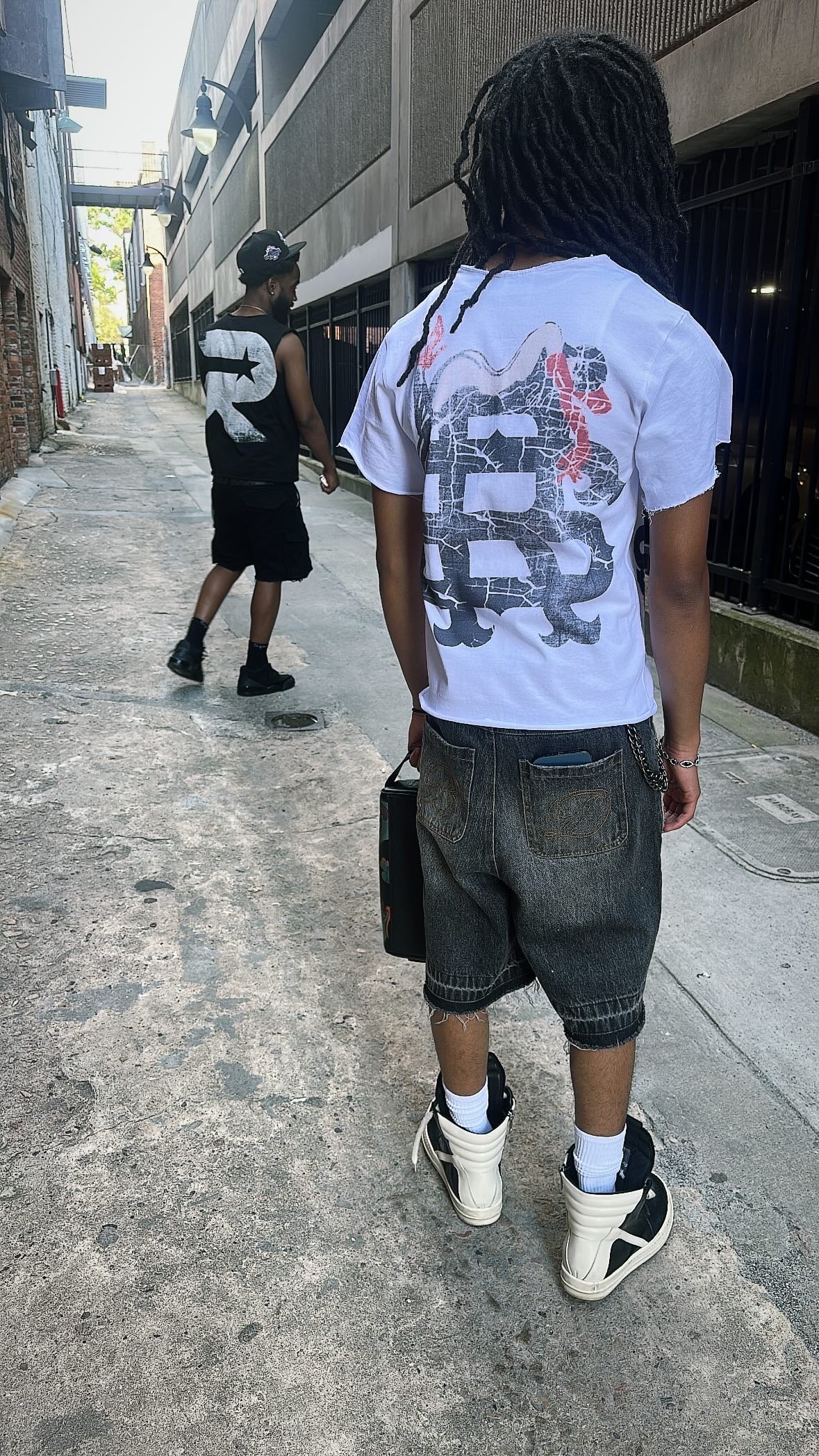 PRETTY GIRLS LUV RSOUL ROCKSTAR TEE