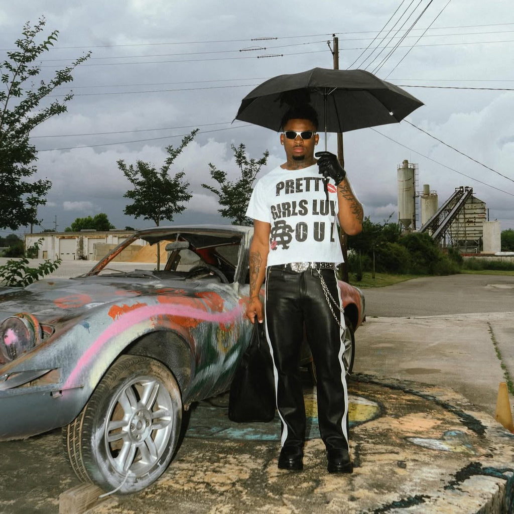 PRETTY GIRLS LUV RSOUL ROCKSTAR TEE