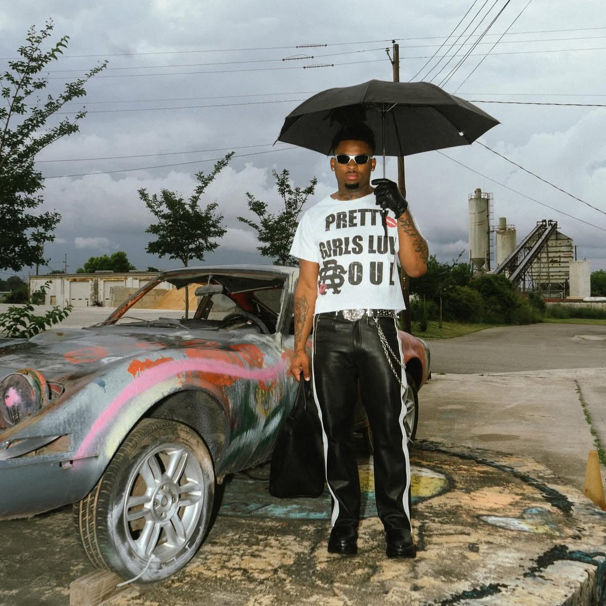 PRETTY GIRLS LUV RSOUL ROCKSTAR TEE